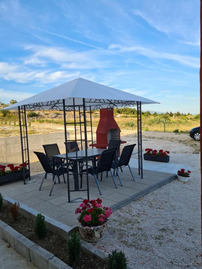 Apartmani Ivan Rtina Luaran gambar