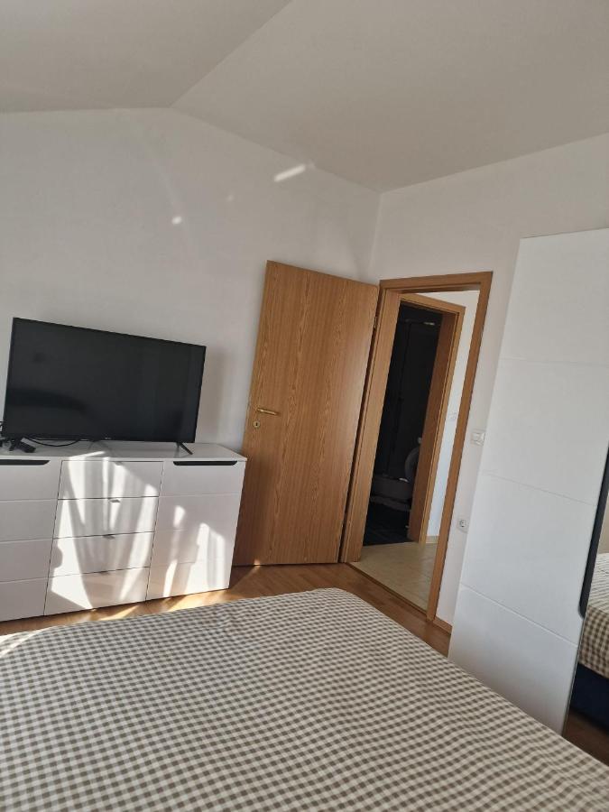 Apartmani Ivan Rtina Luaran gambar