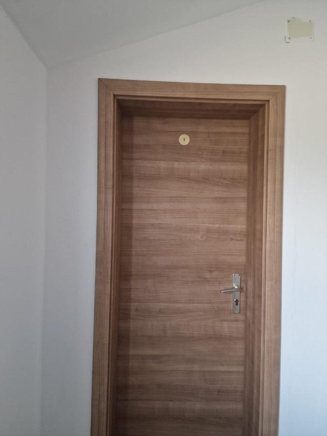 Apartmani Ivan Rtina Luaran gambar