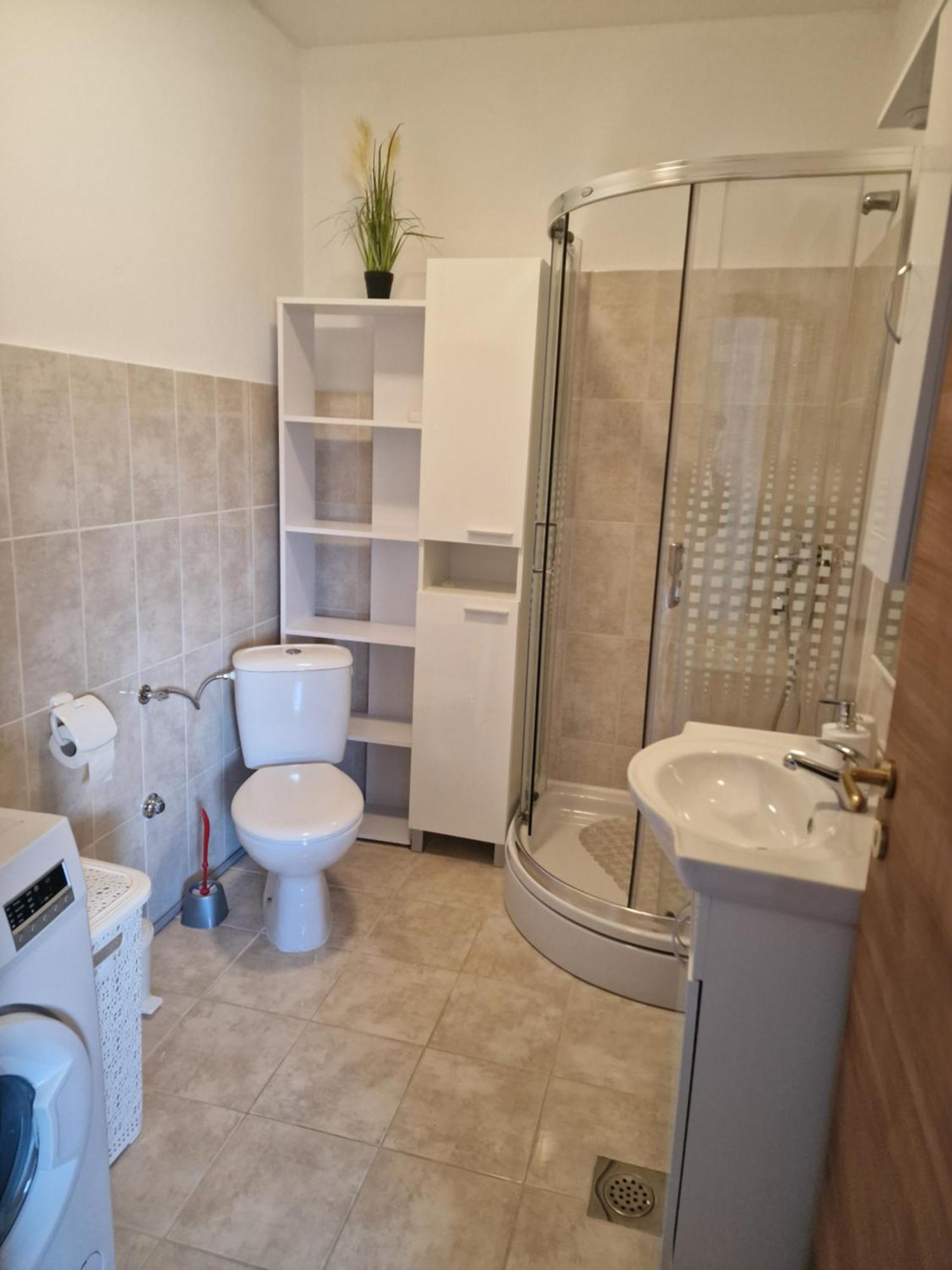 Apartmani Ivan Rtina Bilik gambar