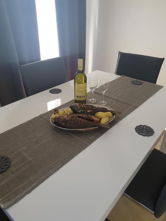 Apartmani Ivan Rtina Luaran gambar