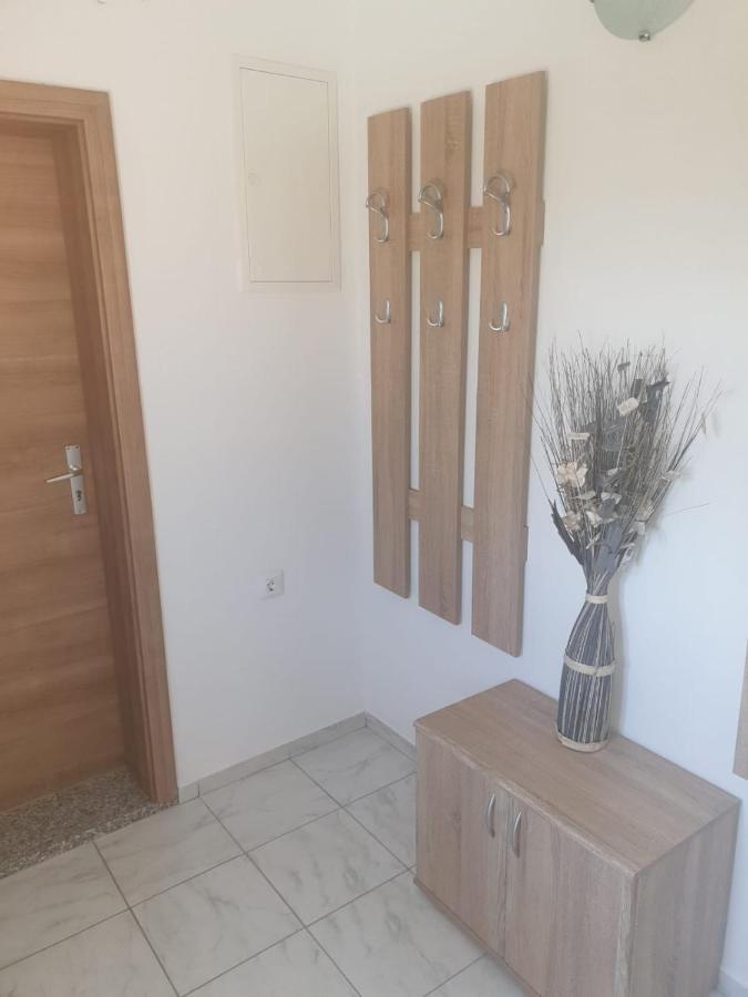 Apartmani Ivan Rtina Luaran gambar